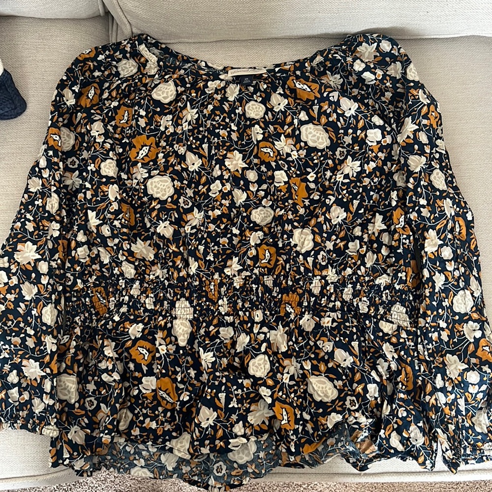 Universal Threads Blouse